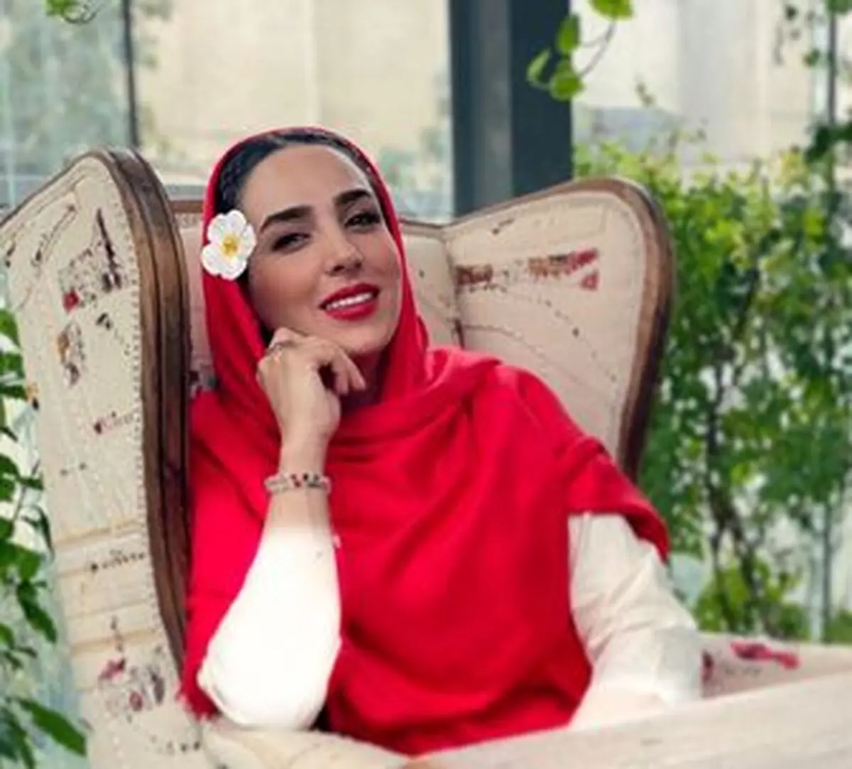 سلفی آینه ای سوگل طهماسبی و شبنم قلی خانی 
