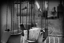 یکی بود یکی نبود |  چشم های قضاوتگر خود را در کوله بگذاریم 