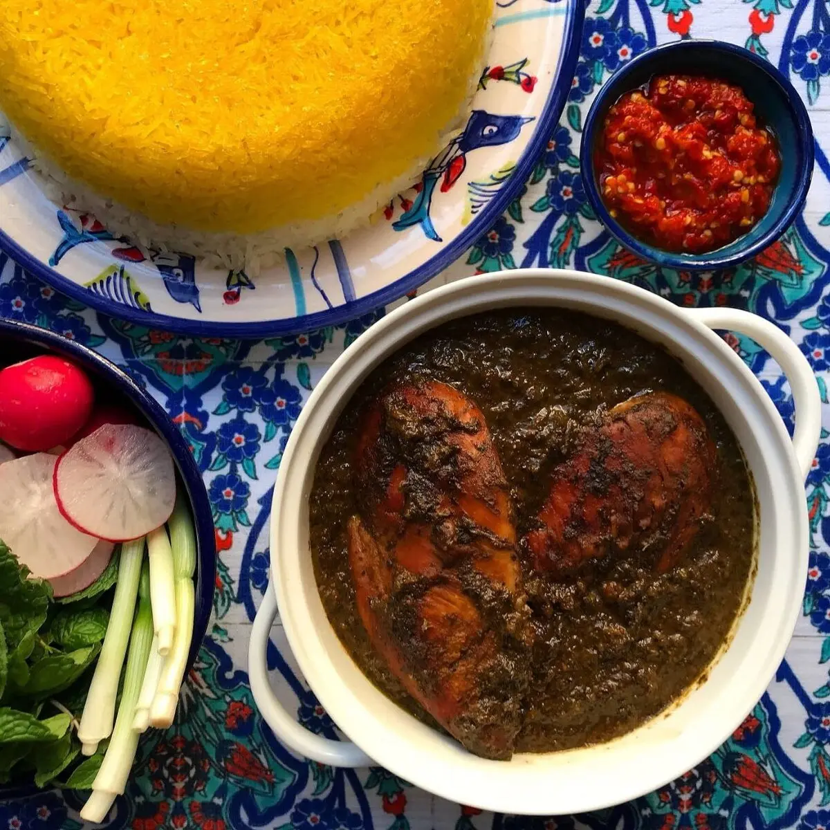 بیا بهت یاد بدم مرغ ترش درباری درست کنی | طرز تهیه مرغ ترش درباری +ویدیو