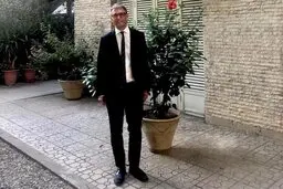 سفیر جدید دانمارک   |   جسپر وار در ایران مشغول به کار شد