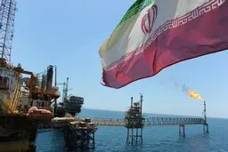 اقدام عجیب روسیه علیه نفت ایران​ | فروش نفت ایران به خطر افتاد؟