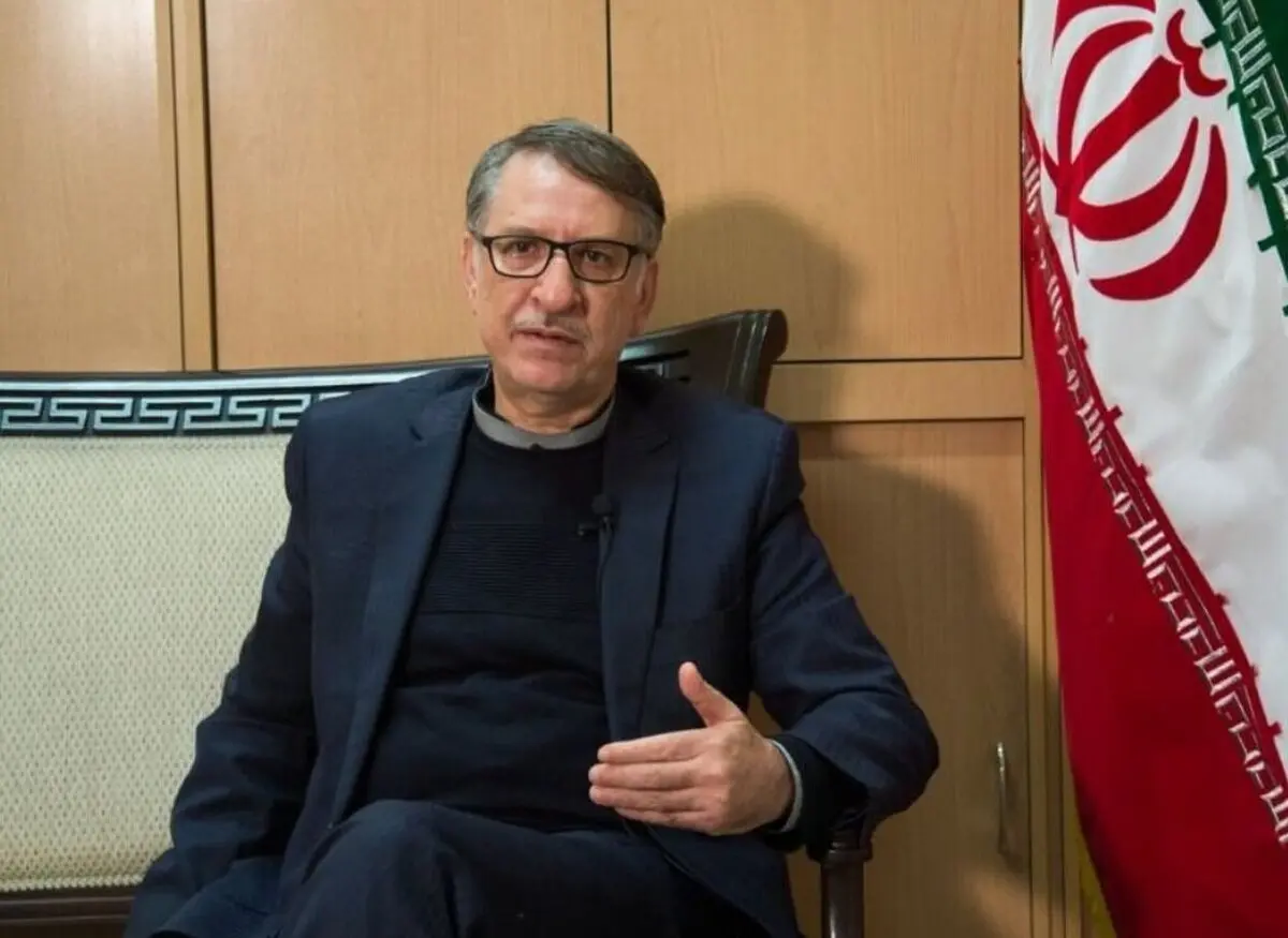 خطیب‌زاده: محسن بهاروند سفیر ایران در لندن به همراه ۳۷ سفیر دیگر در لیست تغییر قرار دارد