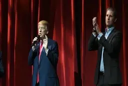 پسر ترامپ |  محبوب‌ترین چهره سیاسی تاریخ آمریکا پدرم است


