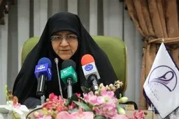 اجازه ندهیم زن نسبت به جامعه بی‌تفاوت شود