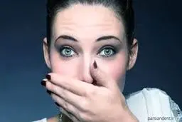 بوی بد دهان از چیه؟ | روش های سریع برای از بین بردن بوی بد دهان