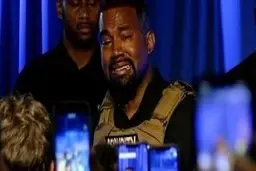 کانیه وست  |  همسر کیم‌ کارداشیان از ادامه کار انصراف داد.