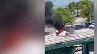 سقوط هواپیما درخیابان | راننده ماشین زنده ماند + ویدئو