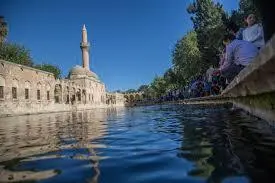 میدونی جایی که آتش بر‌ حضرت ابراهیم گلستان شد کجاست؟ | شهر تاریخی شانلی اورفا ترکیه +ویدئو