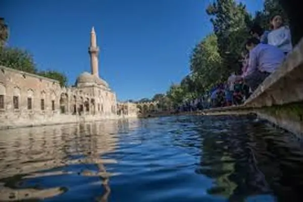 میدونی جایی که آتش بر‌ حضرت ابراهیم گلستان شد کجاست؟ | شهر تاریخی شانلی اورفا ترکیه +ویدئو