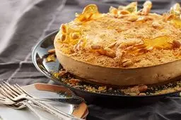 خوشمزه ترین چیز کیک کاراملی رو با این دستور درست کن! | طرز تهیه چیز کیک کاراملی بدون فر +ویدئو