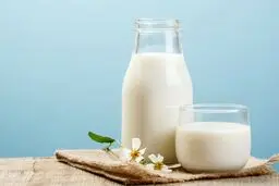 به این ۸ دلیل روزی یک لیوان شیر بخورید
