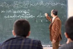 معلمان حتما بخوانند | ساعات کاری معلمان تغییر می‌کند؟