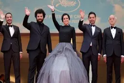 برادران لیلا به جایزه کن رسید | همدردی سعید روستایی با آبادانی ها + ویدئو