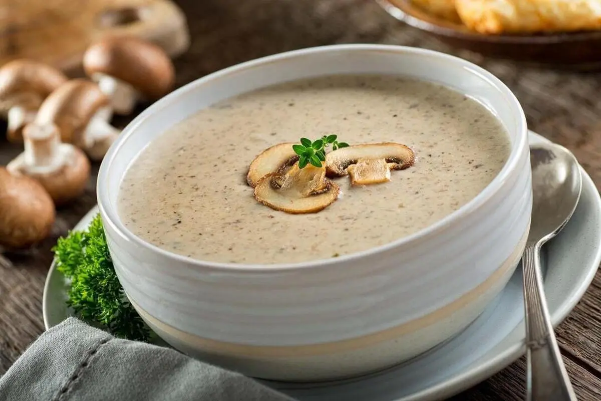 الان که سرماخوردگی زیاده شده وقتشه این سوپ رو درست کنی! | طرز تهیه سوپ قارچ خوشمزه + ویدئو