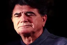 تکذیب درگذشت استاد شجریان / پزشک معالج: حال استاد آواز ایران مساعد نیست اما ایشان هنوز زنده است