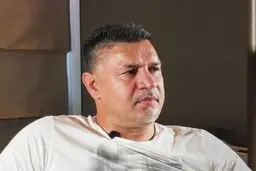 
سرقت از علی دایی توسط سارقان موتورسوار
