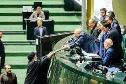 دولت در بودجه ۱۴۰۳ به دنبال مالیات بستن به فقر است