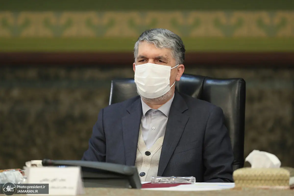 واکنش وزیر ارشاد به نامه های احمدی نژاد به بایدن و پوتین: سعه صدر در برابر ایشان را تخطئه نمی‌کنم اما دیگران نیز حق دارند مشابه این سعه‌صدر را مشاهده کنند