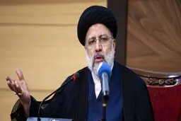 
در کوتاهترین زمان، فقر مطلق را ریشه کن می‌کنیم
