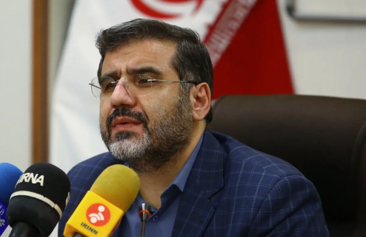 وزیر ارشاد: وضعیت سینما واقعا اشکال دارد؛ من حاضر نیستم فیلمی را با خانواده ام ببینم؛ چطور می‌توانم اجازه بدهم که مردم ما این فیلم ببینند 