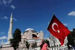 بازداشت یک زن مراکشی به اتهام "توهین" به اردوغان