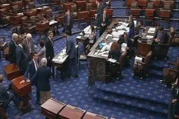 سنا بار دیگر جلوی محدود کردن اختیارات جنگی ترامپ علیه ایران را گرفت