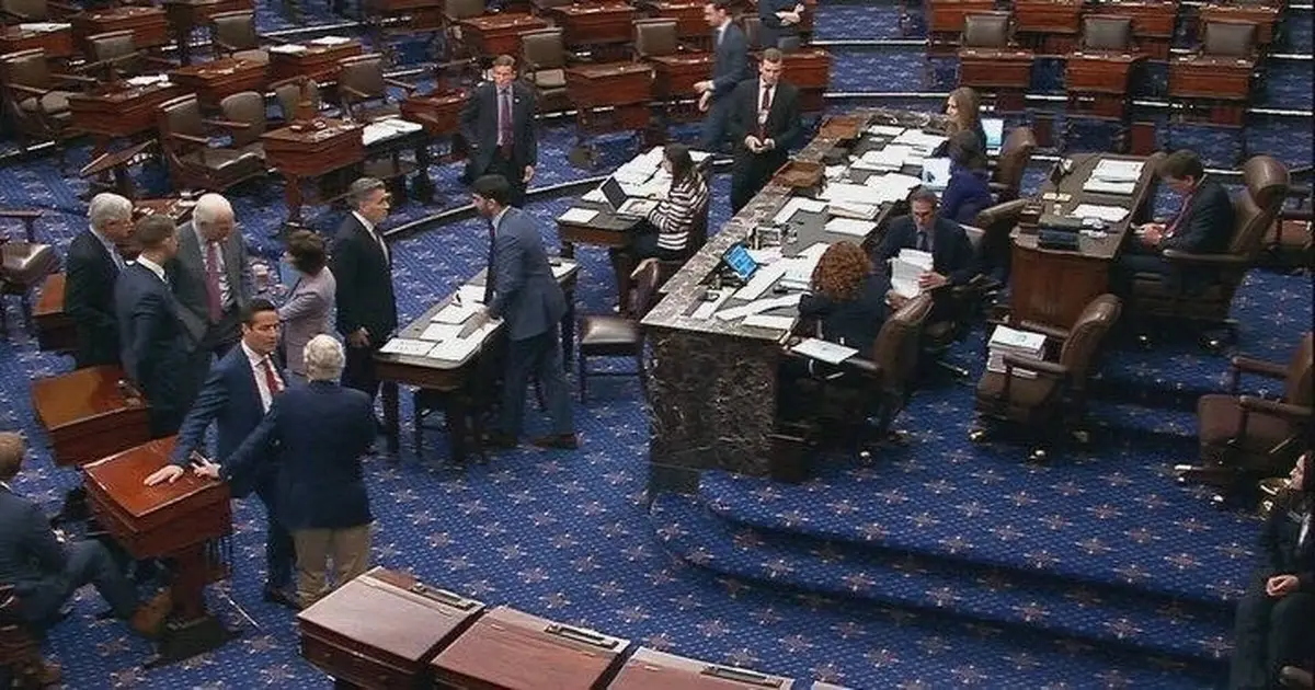 سنا بار دیگر جلوی محدود کردن اختیارات جنگی ترامپ علیه ایران را گرفت