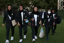 معاون وزیر ورزش : در خصوص لباس ورزشی ورزشکاران زن اشتباهی رخ داده است