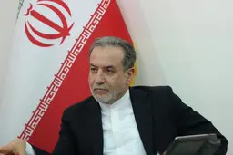 عراقچی: در فاصله مذاکرات، آقای ویتکاف چند نوع صحبت کرده؛ این در پشت میز مذاکره روشن می‌شود | اگر با مواضع سازنده‌ای بیایند، امیداوریم که مذاکره درباره چارچوب یک توافق محتمل را شروع کنیم |  اگر همچنان مواضع متناقض داشته باشند، کار مشکل می‌شود