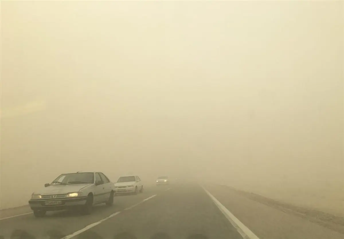 
 طوفان شن ۱۱۲ کیلومتری زابل را در غبار محو کرد
