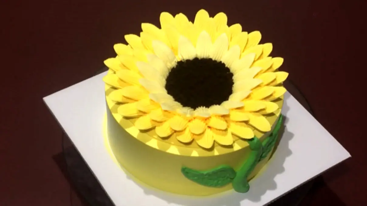 کیک درست کن با طرح آفتابگردون همه حظ ببرند! | طرز تهیه کیک آفتابگردان راحت و زیبا +ویدئو