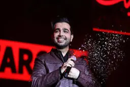 سورپرایز فرزاد فرخ برای هوادارانش + عکس 