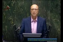 
زلفی گل: الگوی خودم را شهید چمران و شهید سلیمانی می دانم