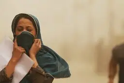 ریزگرد‌ها ۱۸ خوزستانی را در بیمارستان بستری کردند | مراجعه ۴۷۷ نفر به مراکز درمانی 