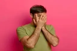 چهار گام ساده برای به دست آوردن اعتماد به نفس