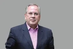 چرا مُراقب آنچه می گوییم نیستیم؟ 
