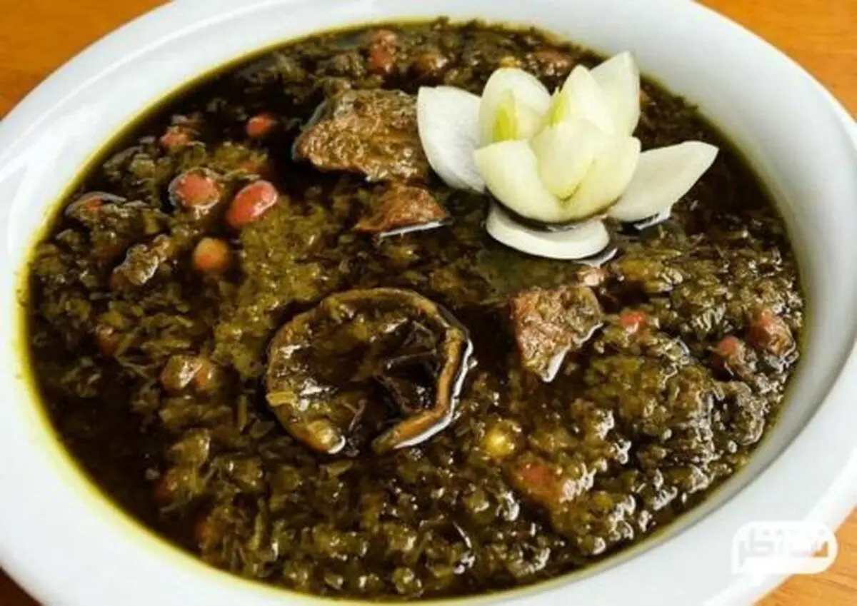 دستور پخت خوشمزه ترین قورمه سبزی سنتی و رستورانی به روش رزا منتظمی