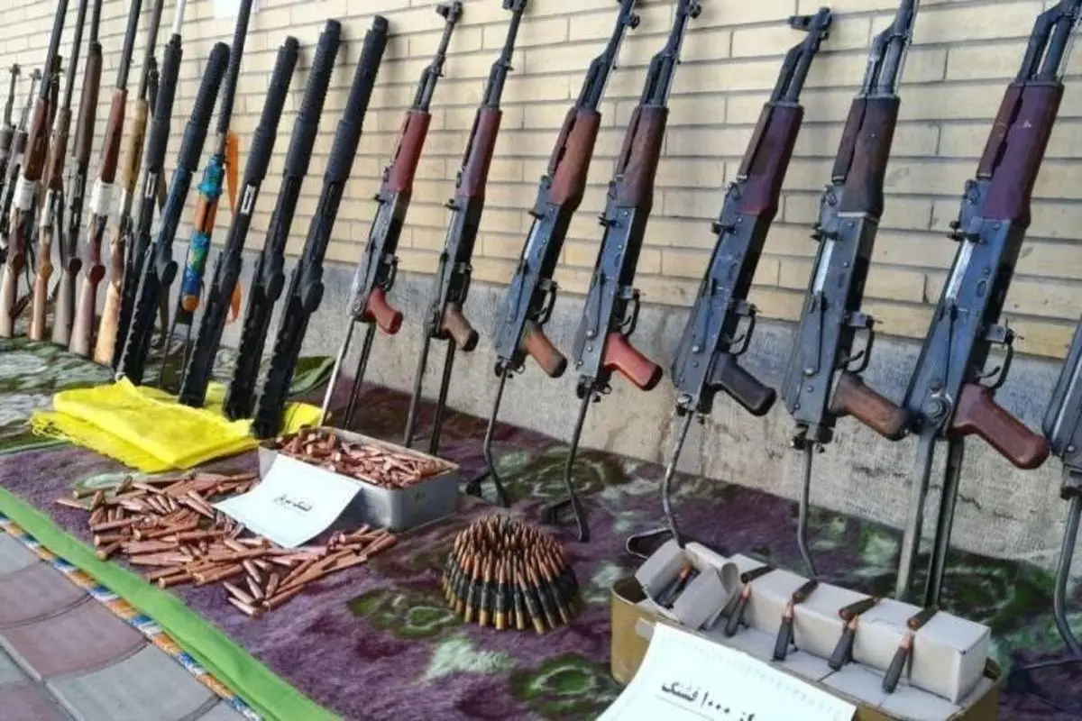 کشف ۱۱۰ قبضه انواع سلاح غیرمجاز در خوزستان 