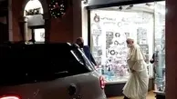 شکار حضور غیرمنتظره پاپ در مغازه ضبط موسیقی+ویدئو