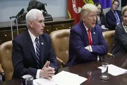 احتمال کرونایی شدن ترامپ شدت گرفت