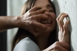  تجاوز وحشیانه به یک زن در هواپیما | ماجرای تجاوز در هواپیما