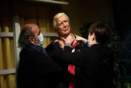 
موزه | مجسمه ترامپ روانه انبارشد
