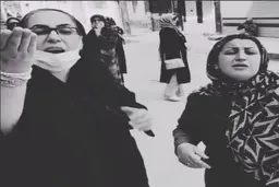 این زن سه فرزند و شوهرش را زیر آوار متروپل از دست داد + ویدیو