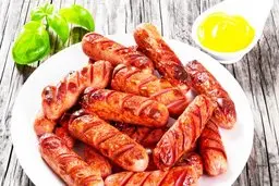 اگر این ویدیو را ببینید، هرگز لب به سوسیس نخواهید زد! + ویدیو