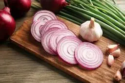 این پیاز بد بو باعث میشه سرطان نگیرید !