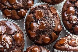 برای عیدت این مافین شکلاتی خوشمزه رو درست کن! | طرز تهیه مافین شکلاتی +ویدیو