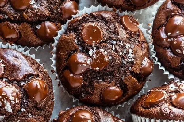 طرز تهیه مافین شکلاتی | نرم ترین و خوش بافت ترین مافین همینه! +ویدئو