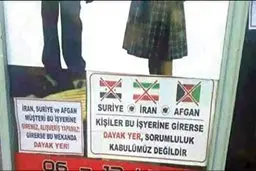 بی حرمتی به ایرانی ها توسط ترکیه ای ها| بنر توهین آمیز ترکیه ای ها به ایرانی ها+ عکس| پولتان را به پای ترک ها نریزید!