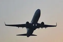 ترکیه مرزهایش را با ایران بست؛ زمینی، ریلی و هوایی 