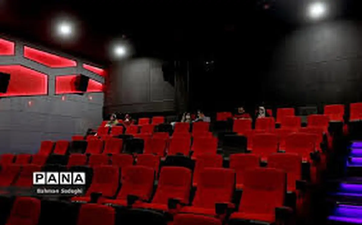 جشنواره فیلم فجر از علائم بارز اعلام حیات سینمای ایران میباشد
